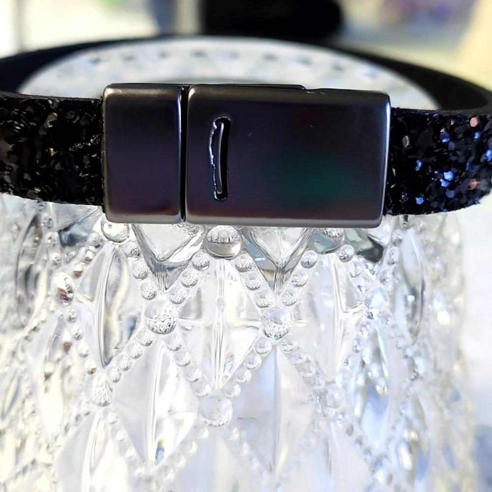 **PRICE DROP**Genuine Black Glitter Leather Bracelet!